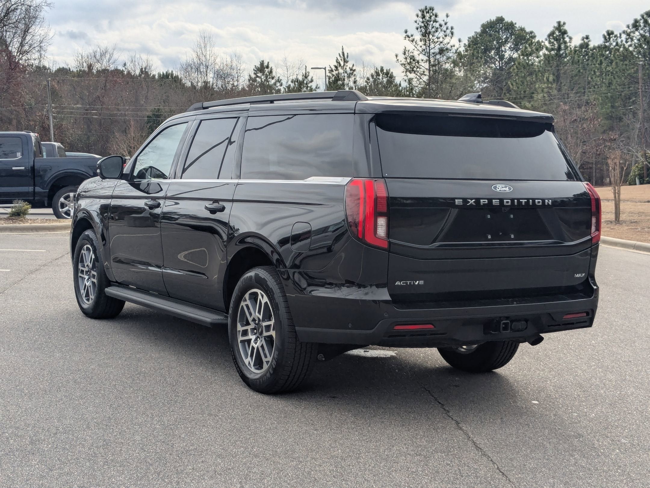 2025 Ford Expedition Max Active