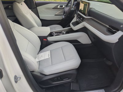 2027 Ford Explorer Platinum