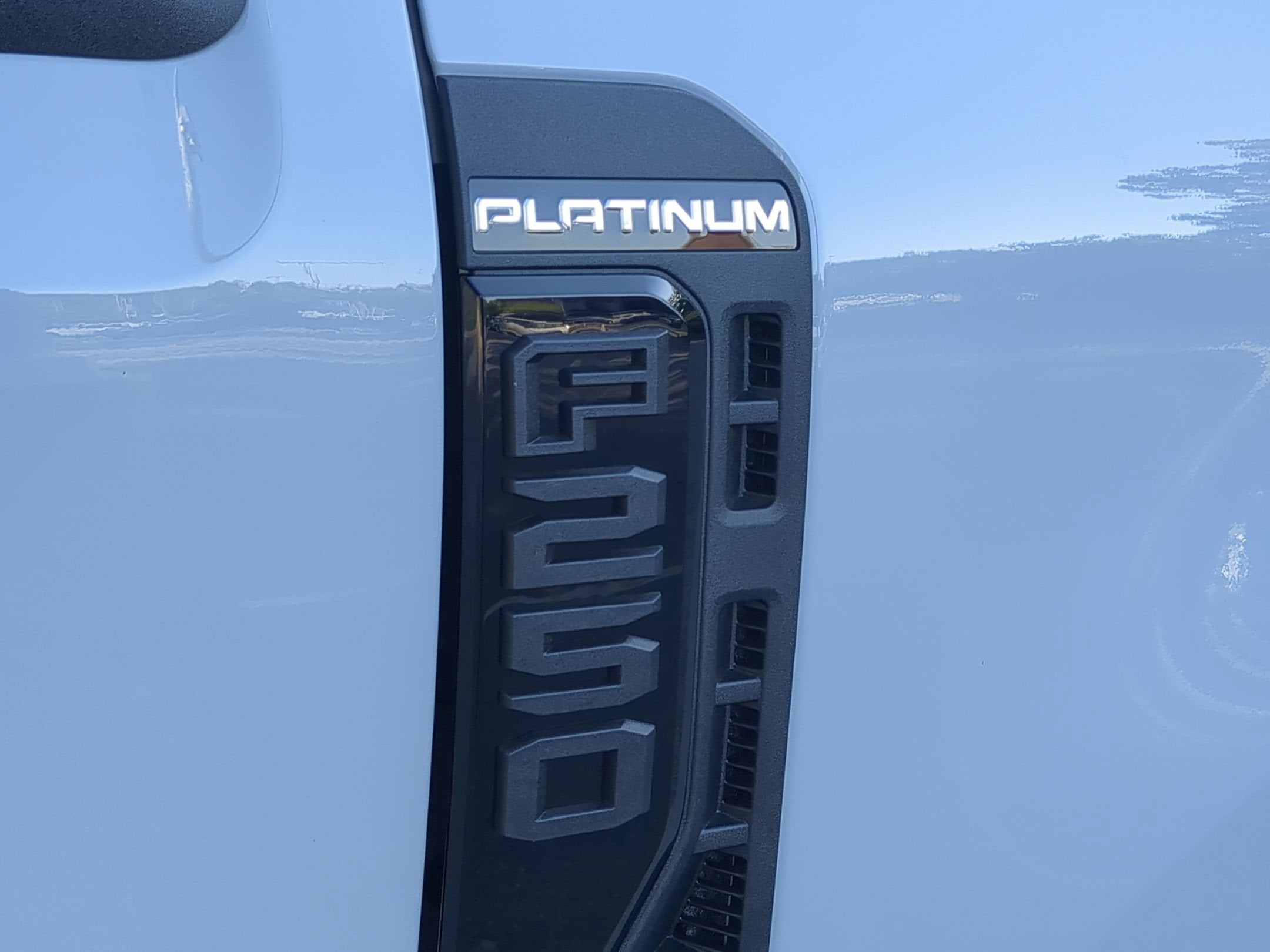 2026 Ford Super Duty F-250 SRW Platinum