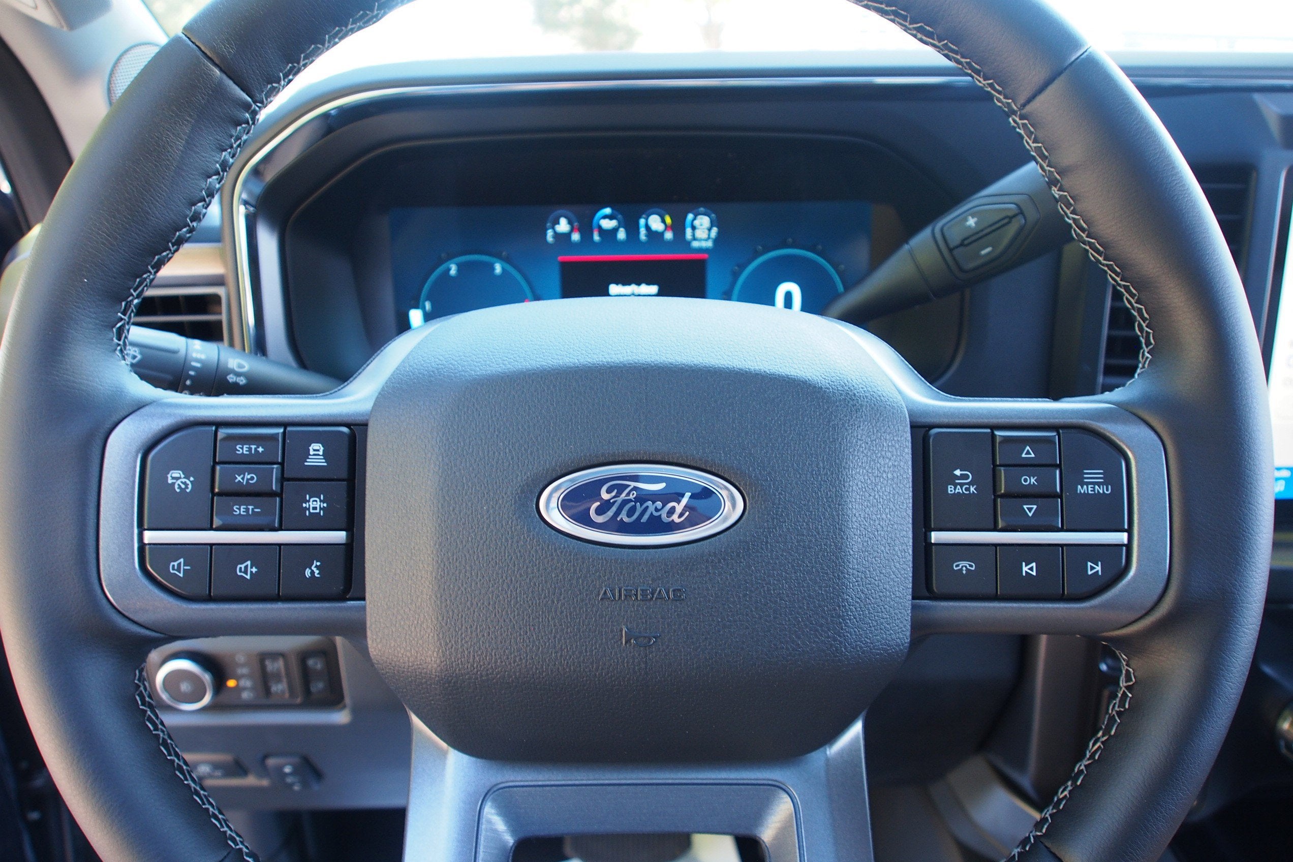 2025 Ford Super Duty F-350 SRW LARIAT