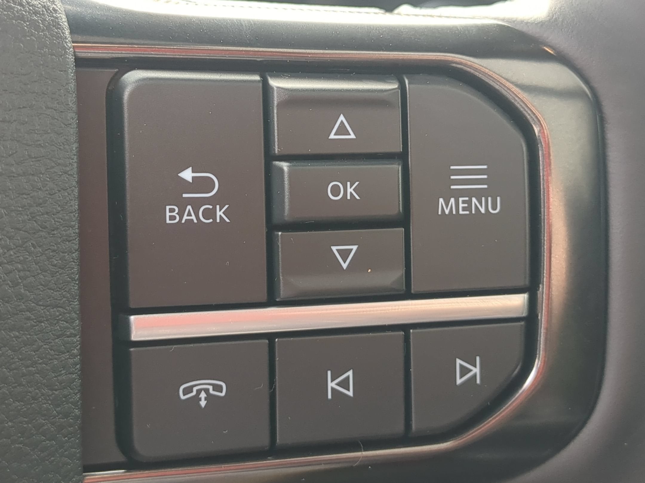 2027 Ford Super Duty F-350 SRW Platinum
