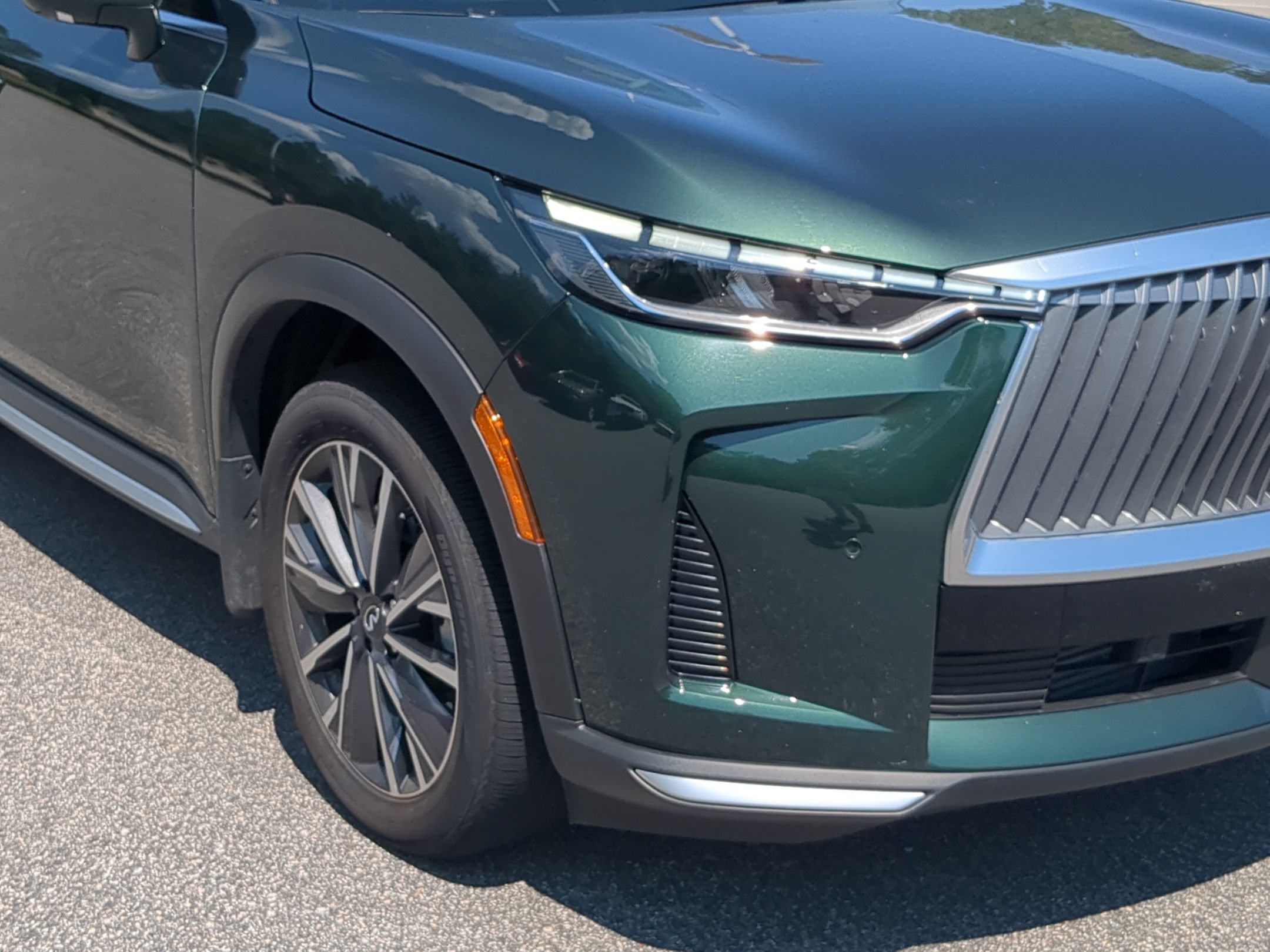 2026 INFINITI QX60 LUXE