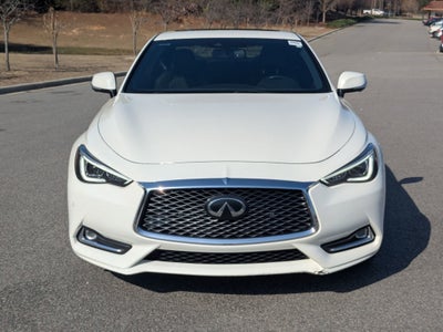 2022 INFINITI Q60 LUXE