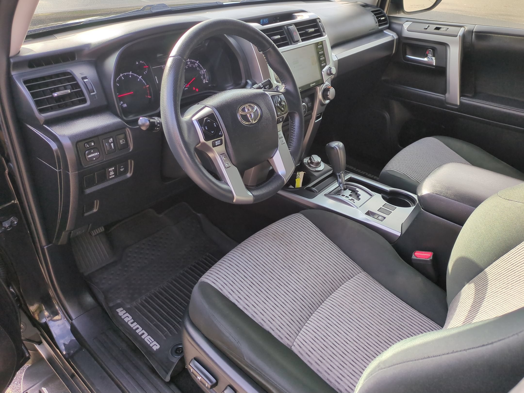 2022 Toyota 4Runner SR5