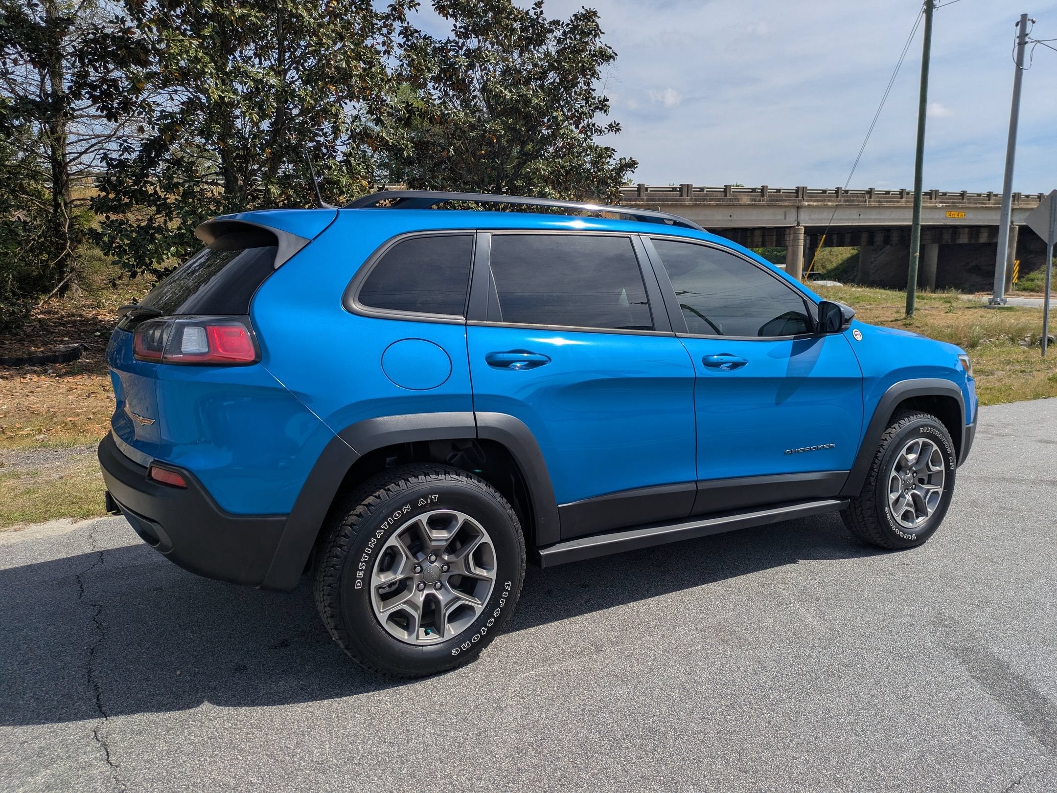 2022 Jeep Cherokee Trailhawk