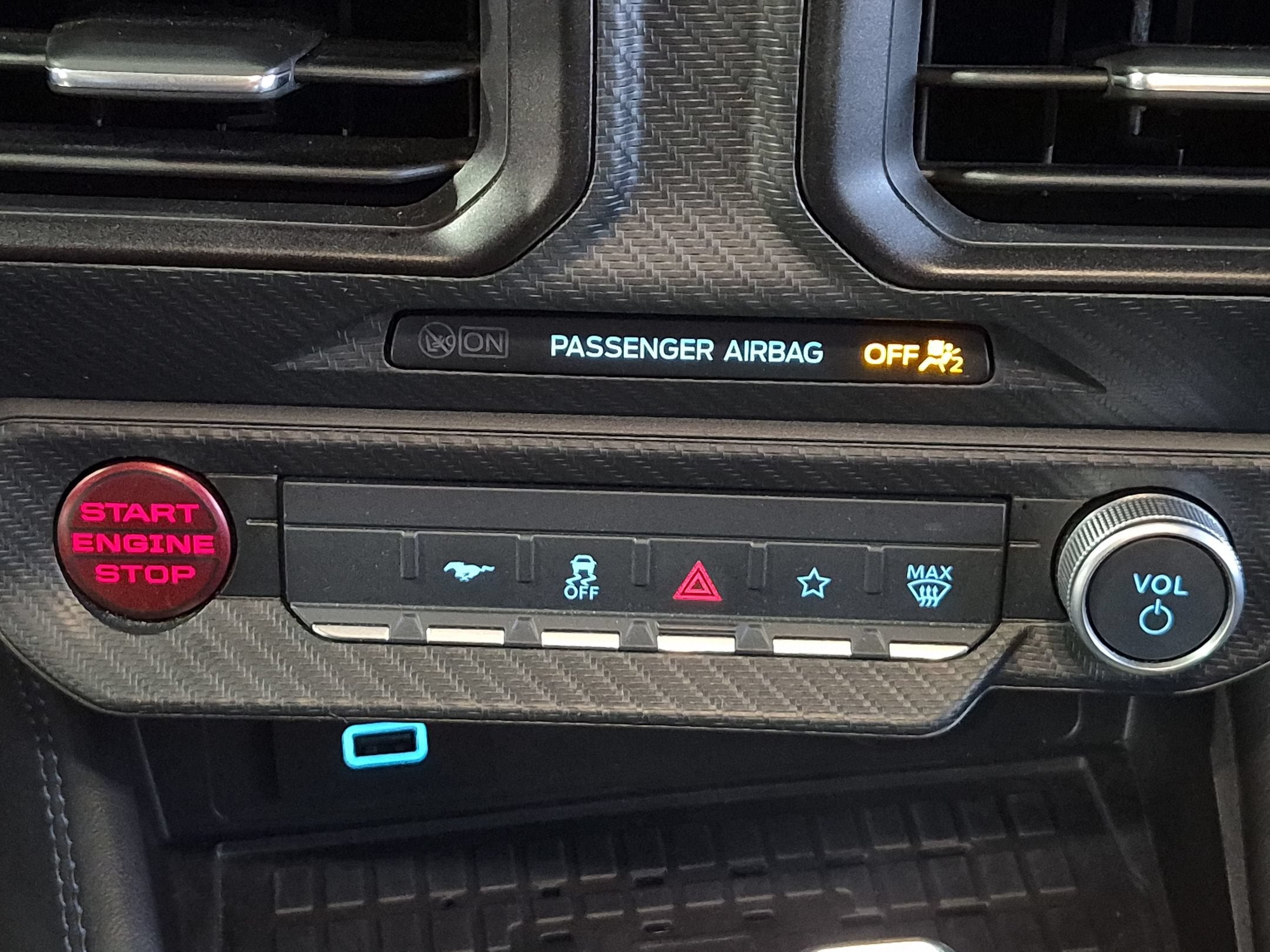 2024 Ford Mustang Dark Horse