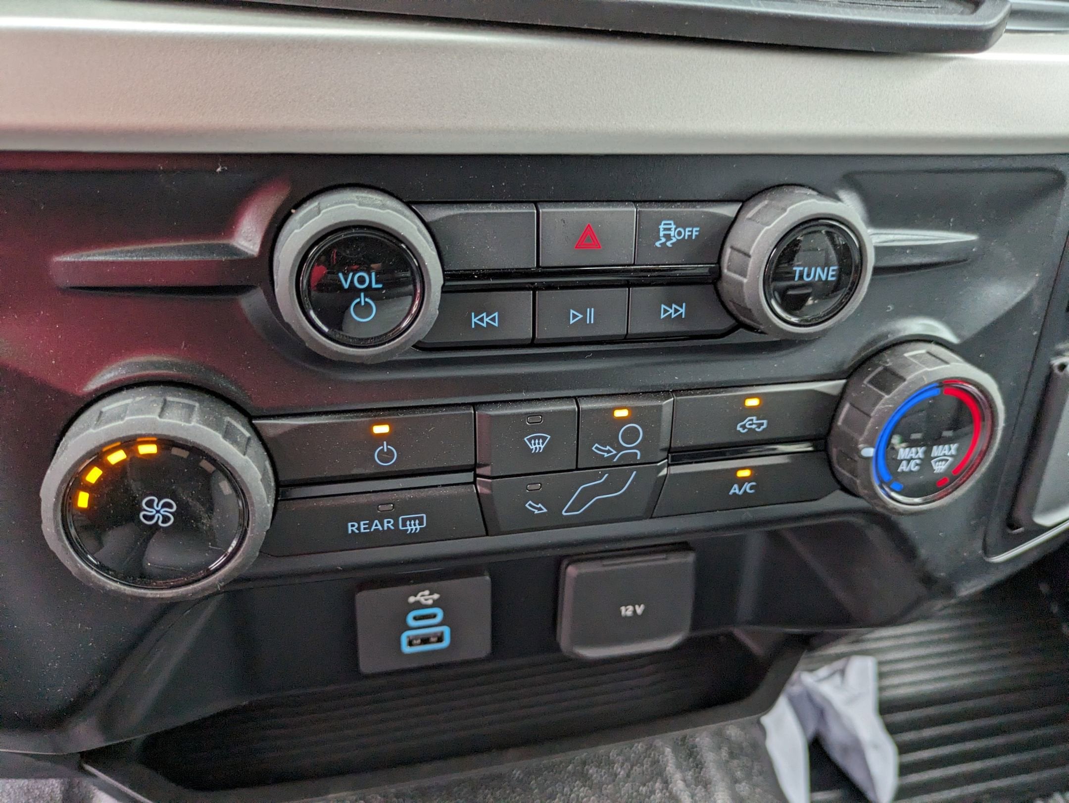 2025 Ford Super Duty F-550 DRW XL