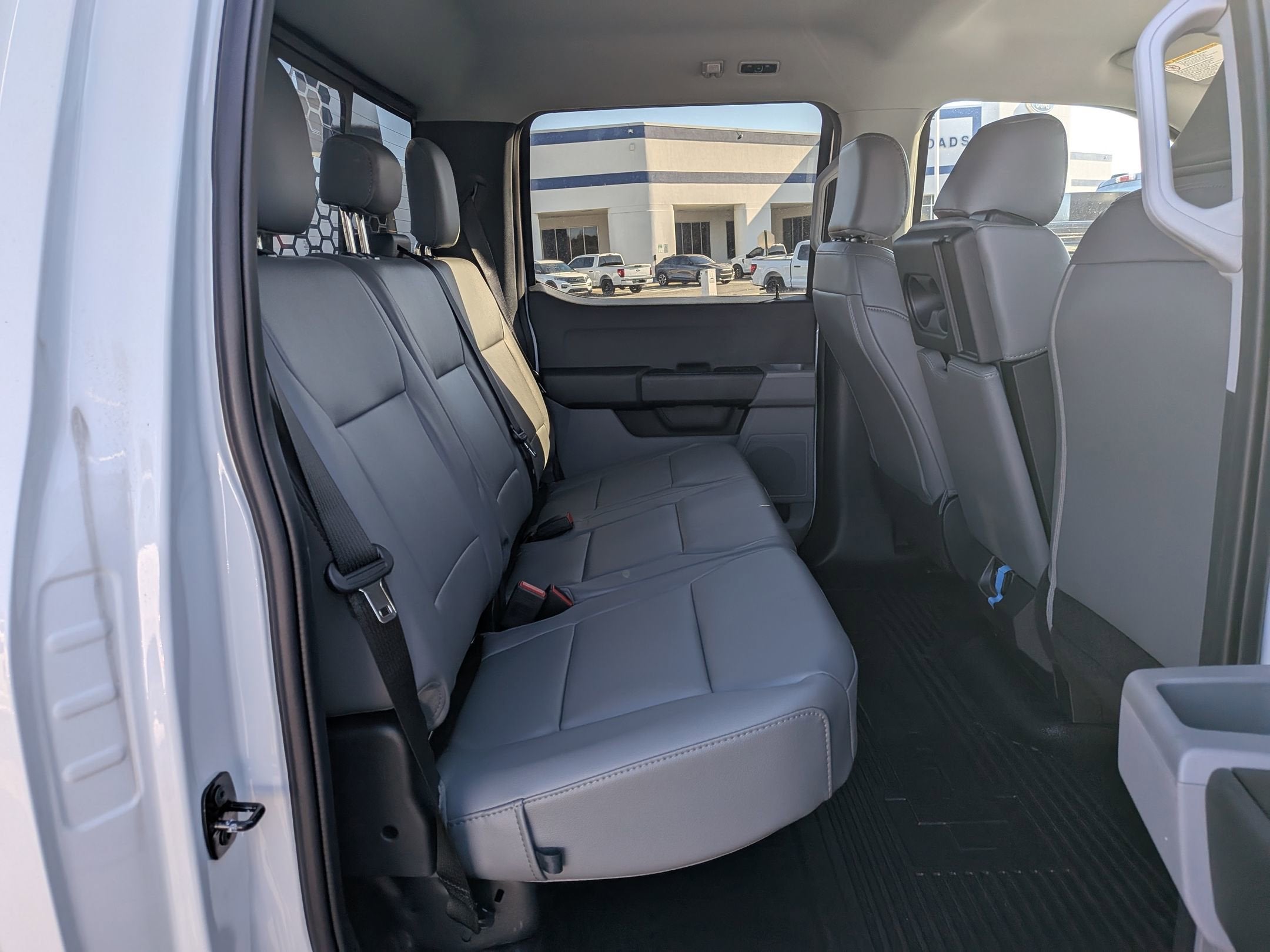 2024 Ford Super Duty F-350 DRW XL