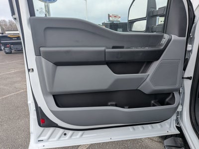 2025 Ford Super Duty F-350 SRW XL