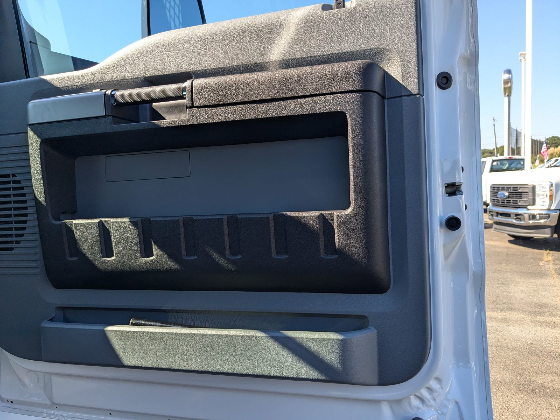 2025 Ford F-650SD Base 16ft Flatbed