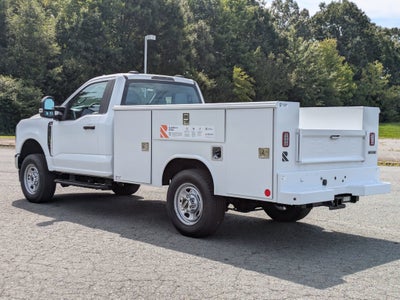 2025 Ford Super Duty F-350 SRW XL