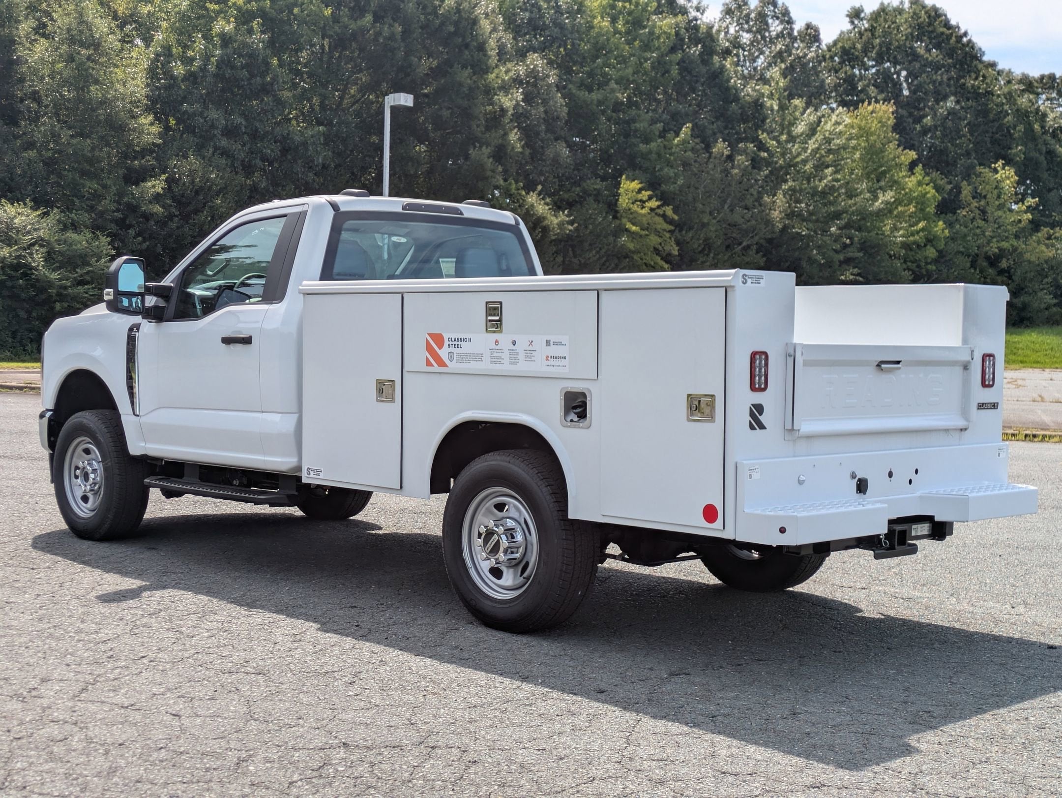 2025 Ford Super Duty F-350 SRW XL