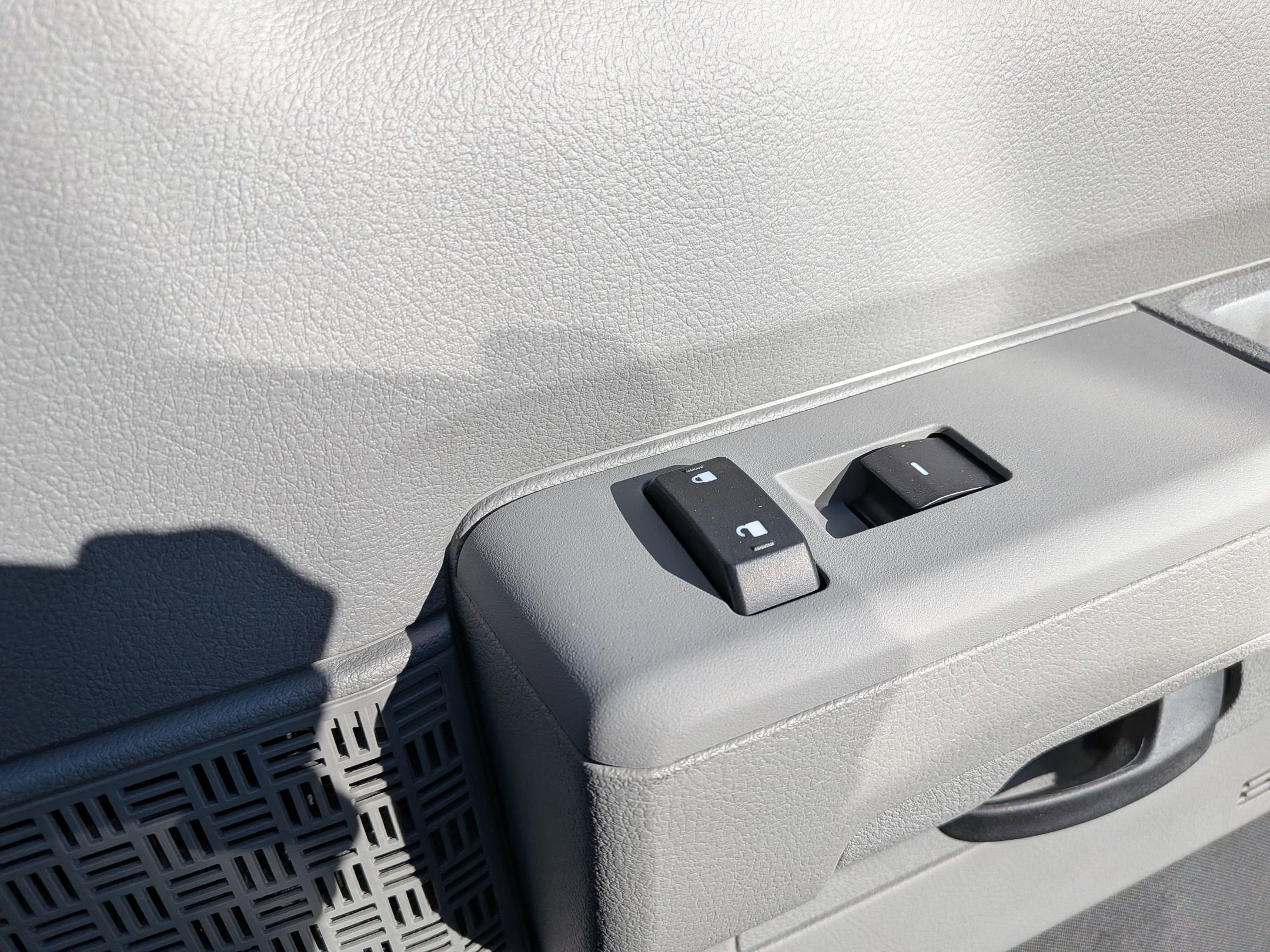 2026 Ford E-Series Cutaway Base