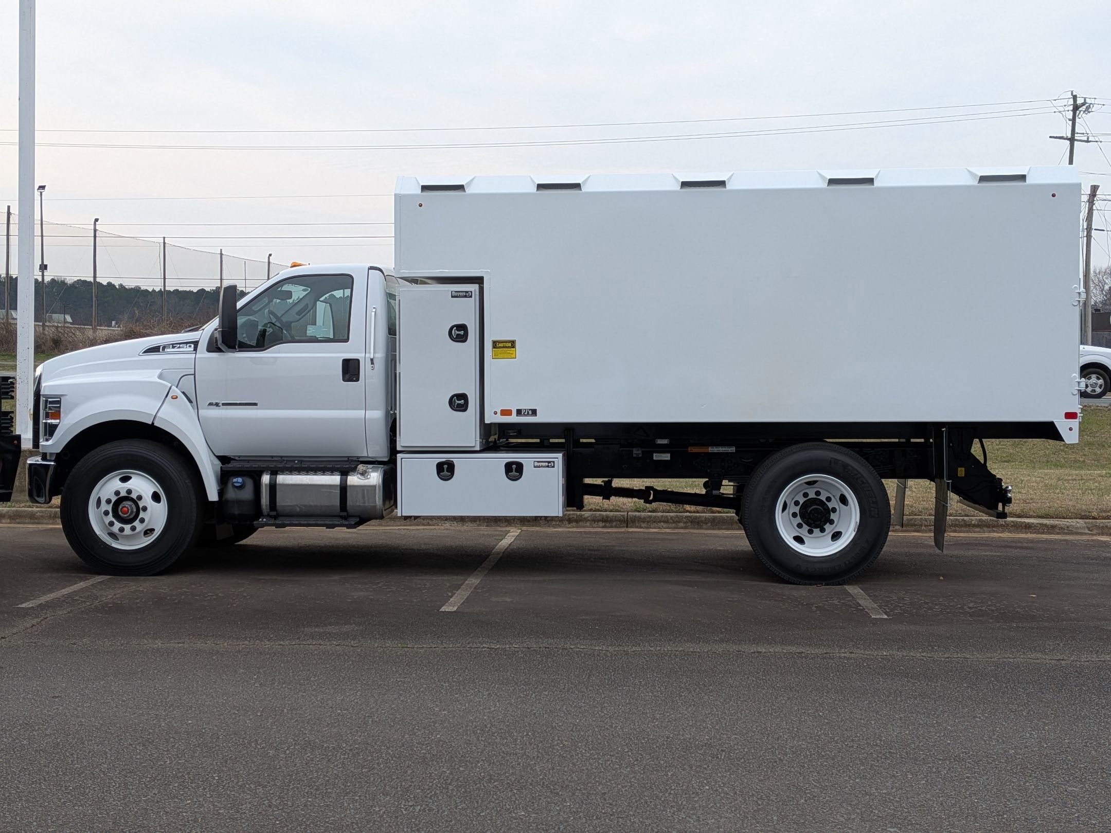2026 Ford F-750SD Base
