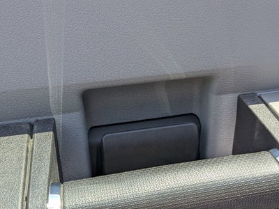 2027 Ford F-750SD Base