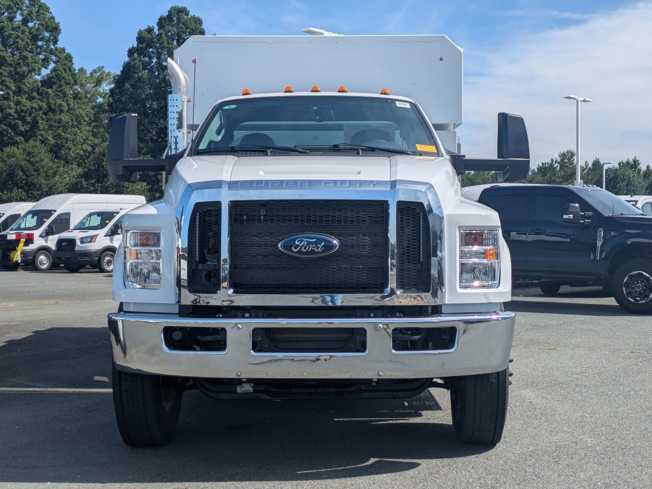 2026 Ford F-750SD Base