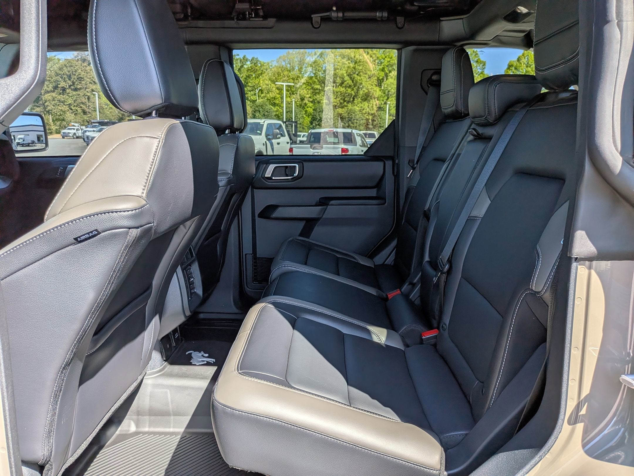 2025 Ford Bronco Outer Banks Custom Wheels / Lift