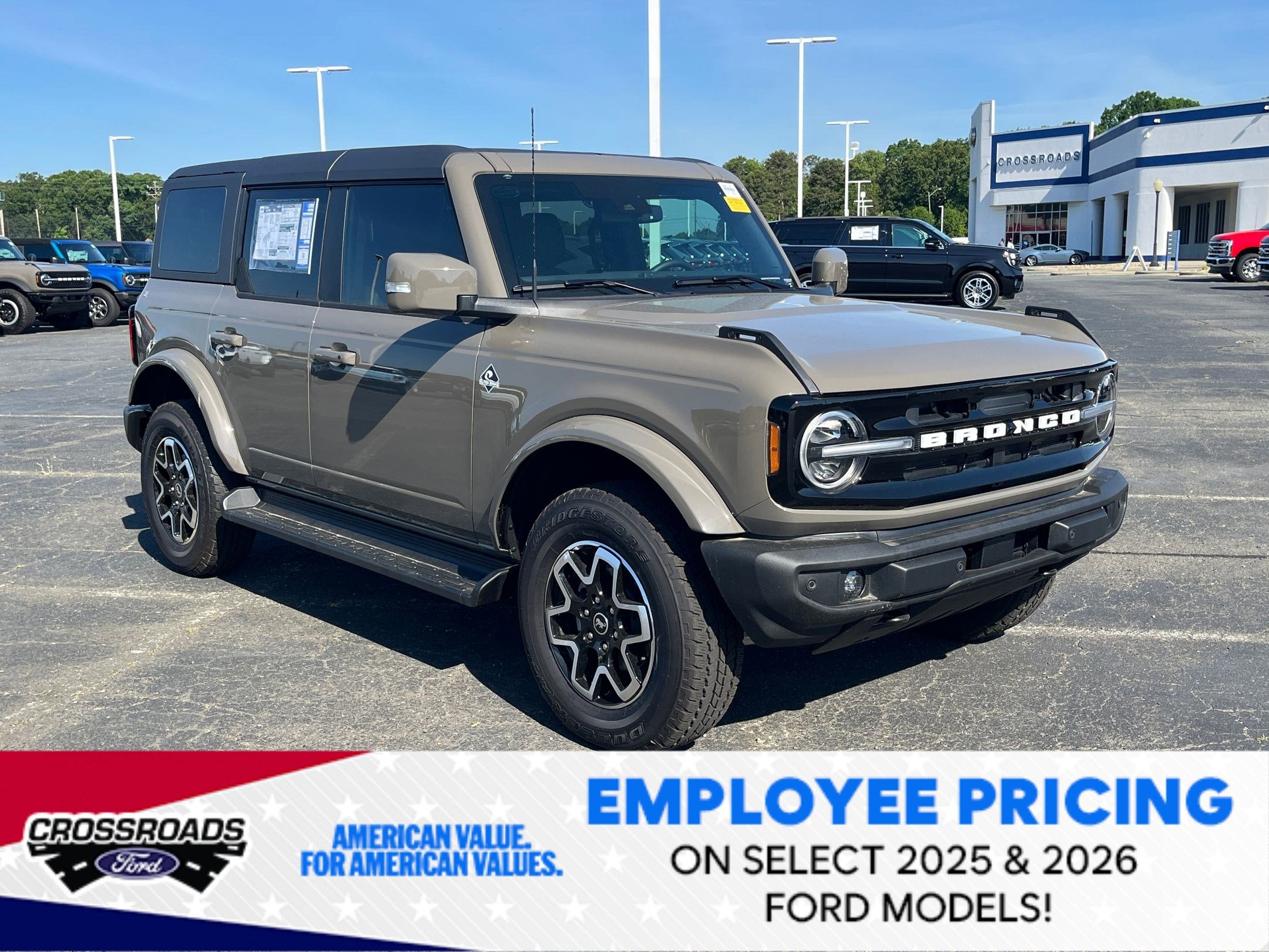 2025 Ford Bronco Outer Banks - Crossroads Courtesy Demo