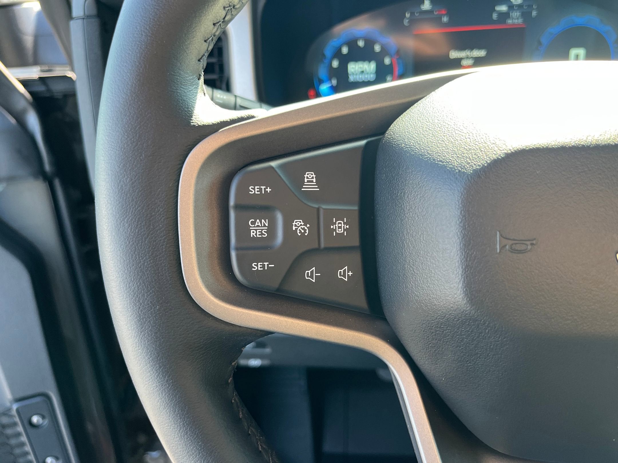 2025 Ford Bronco Outer Banks - Crossroads Courtesy Demo