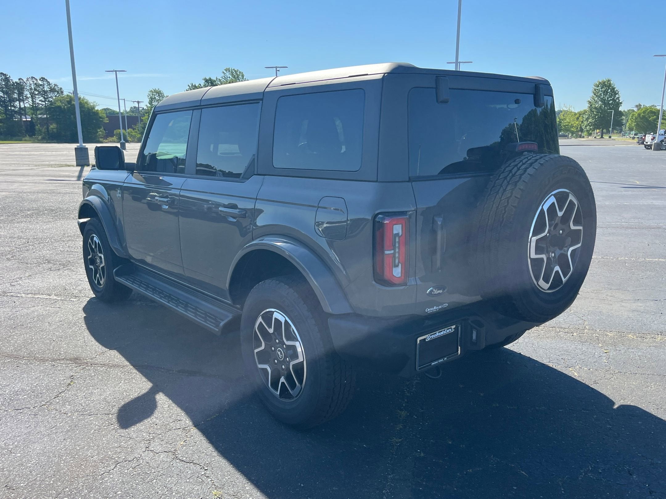 2025 Ford Bronco Outer Banks - Crossroads Courtesy Demo