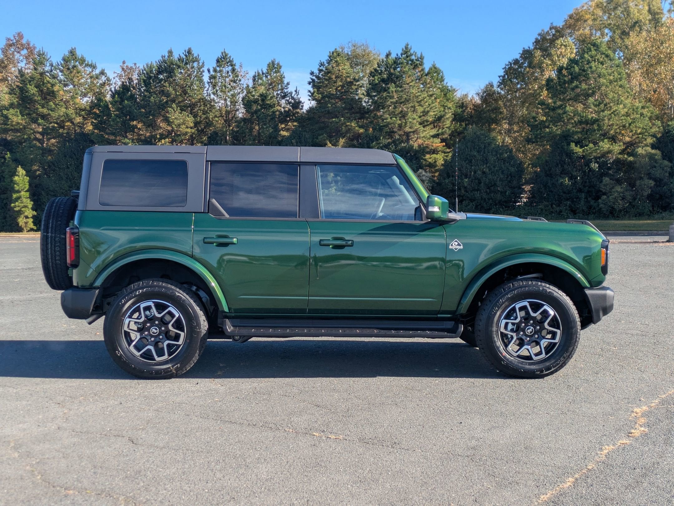 2025 Ford Bronco Outer Banks