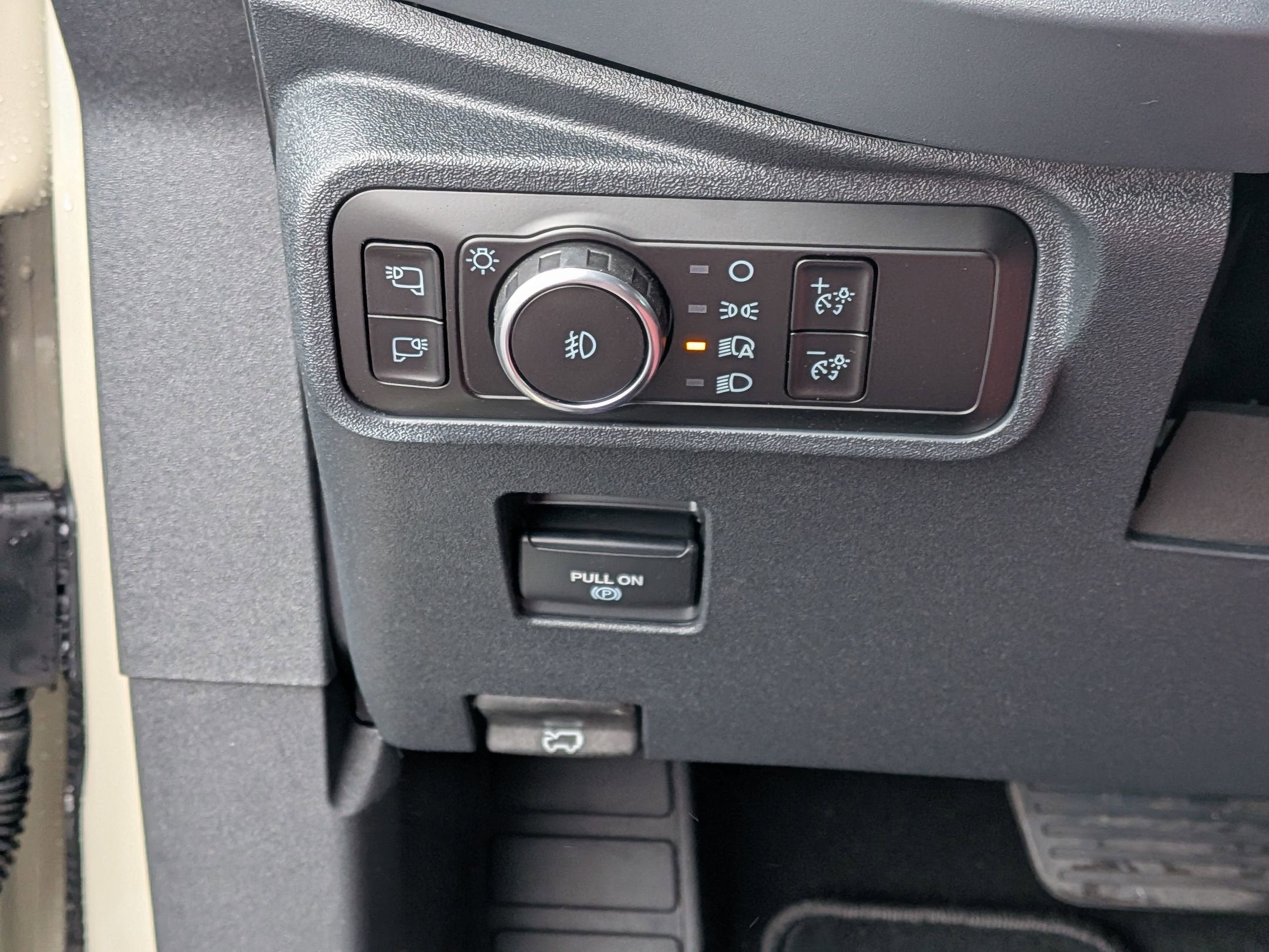 2025 Ford Bronco Outer Bank Custom Wheels / Lift