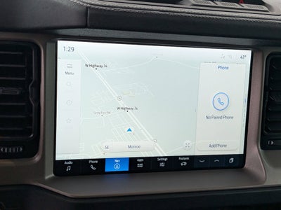 2025 Ford Bronco Outer Bank Custom Wheels / Lift