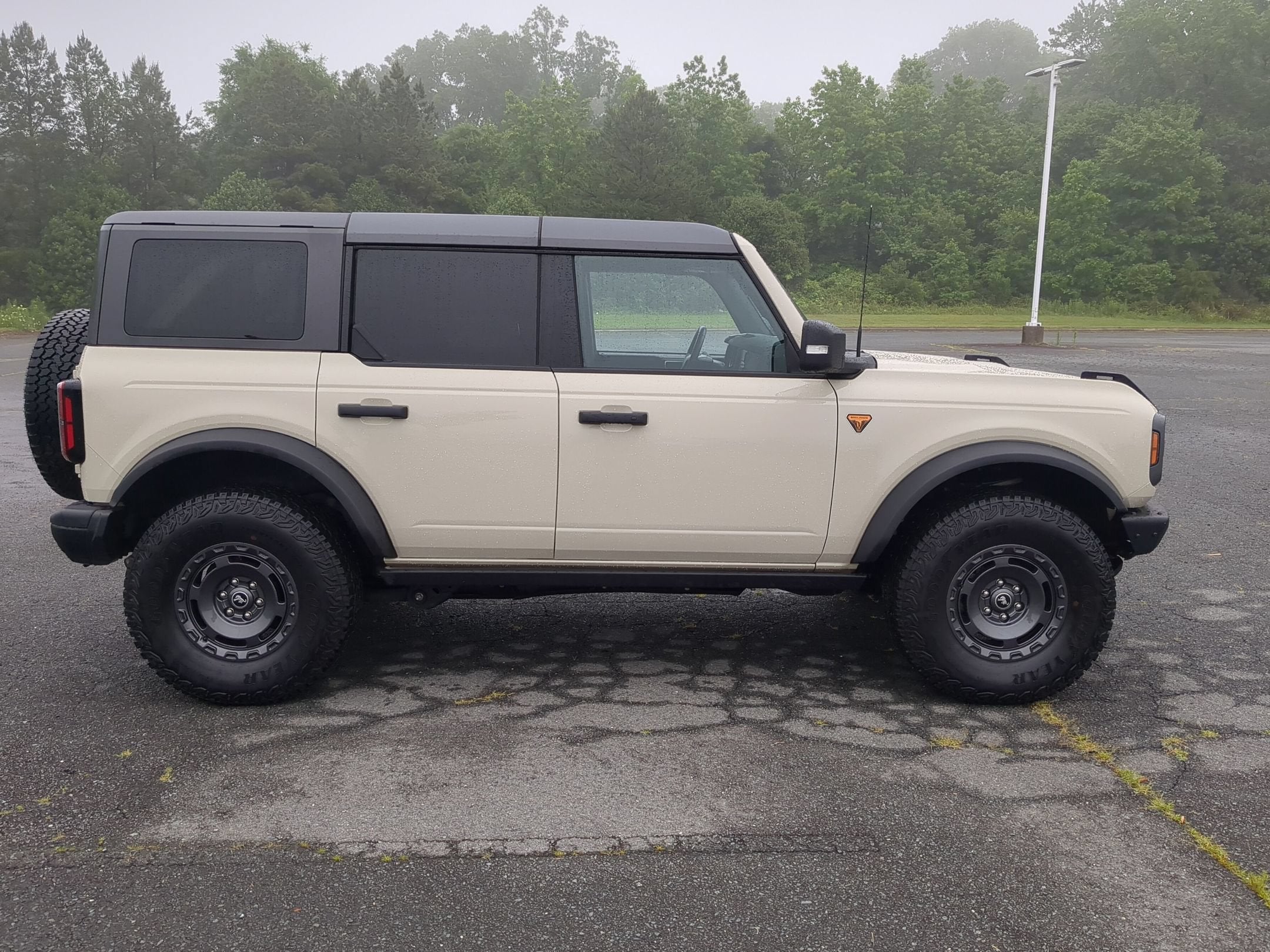 2025 Ford Bronco Badlands