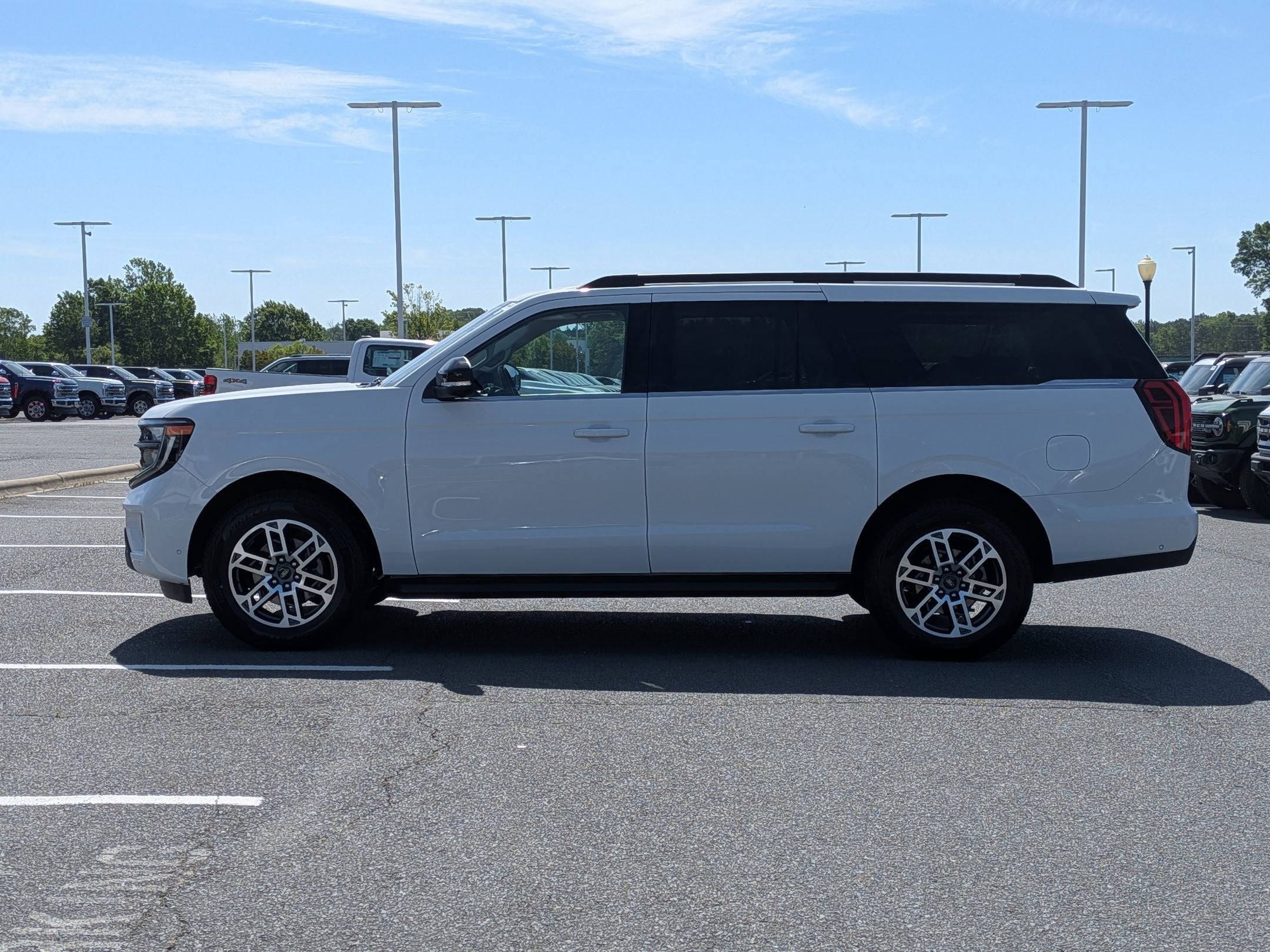 2025 Ford Expedition Max Active