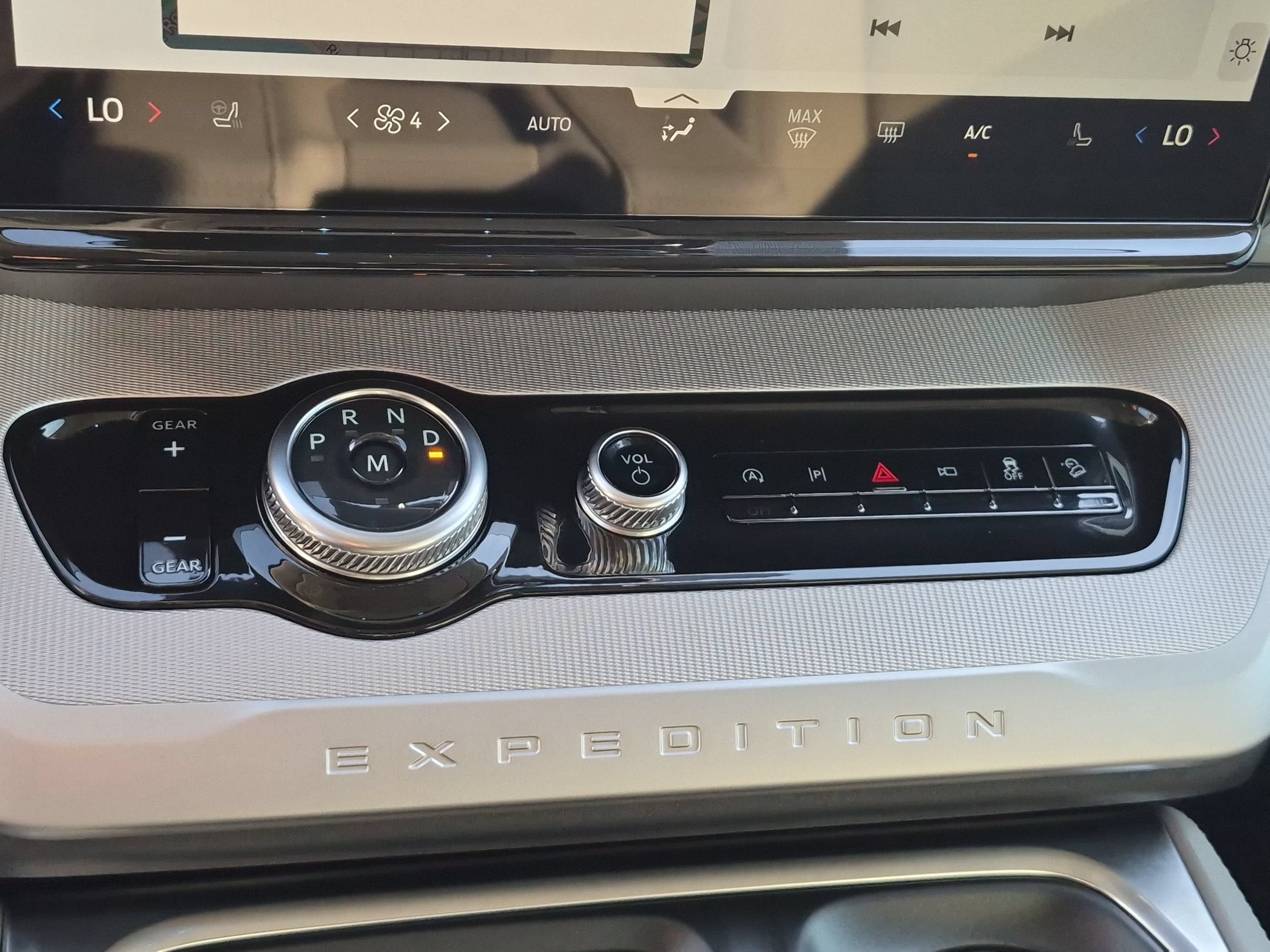 2027 Ford Expedition Max Active