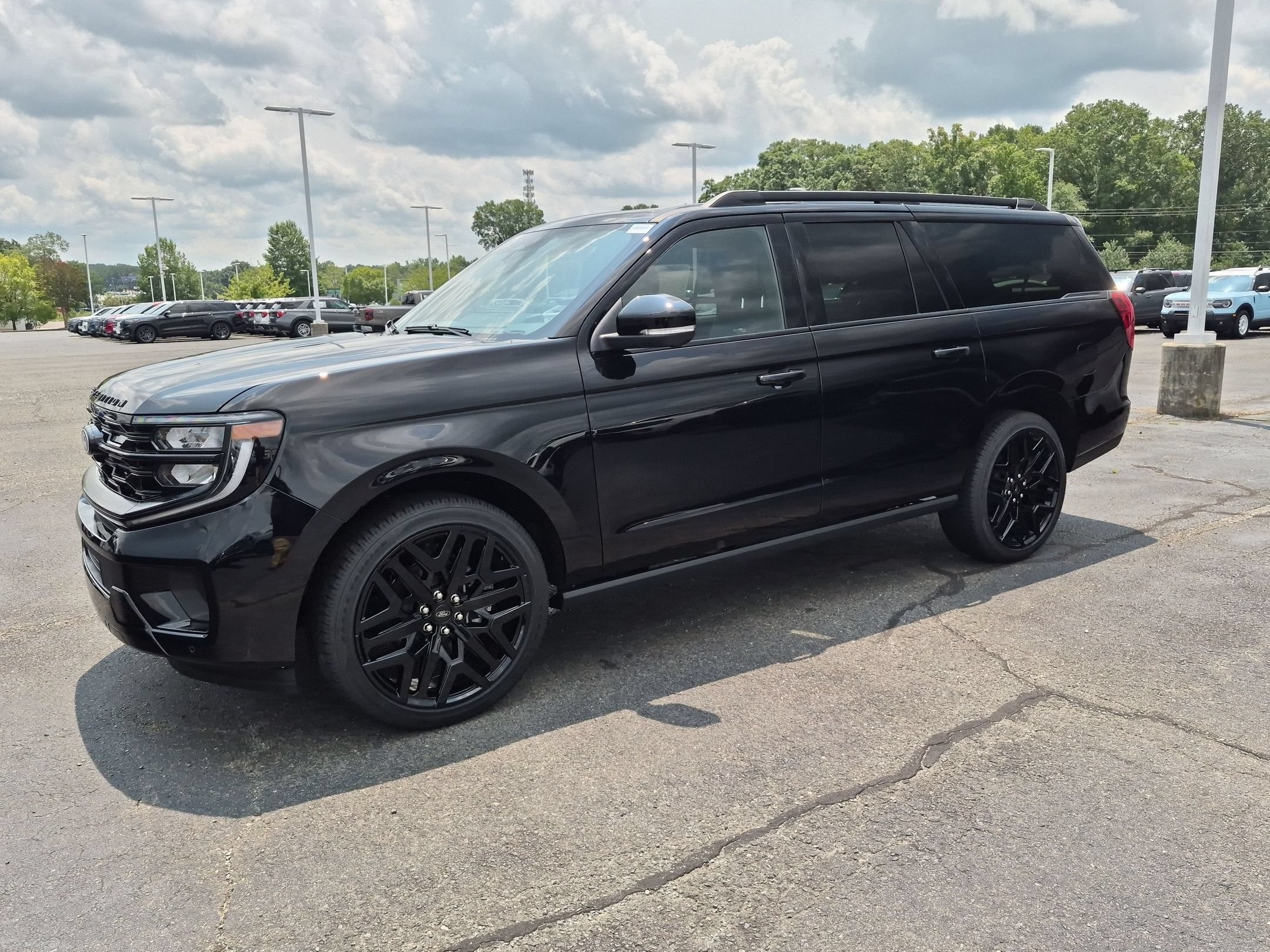 2027 Ford Expedition Max Platinum