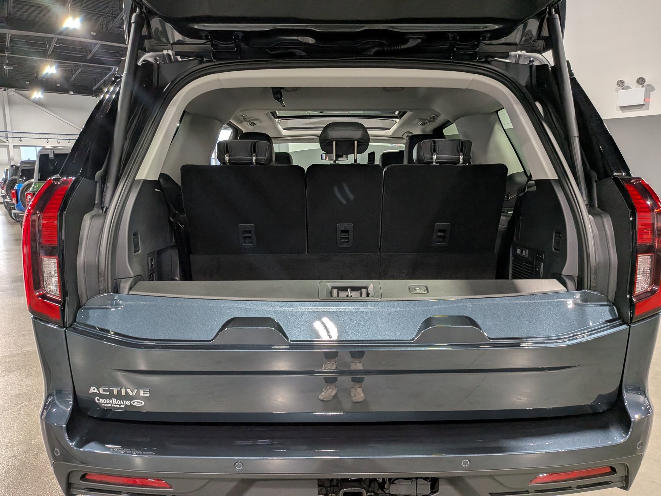 2025 Ford Expedition Active