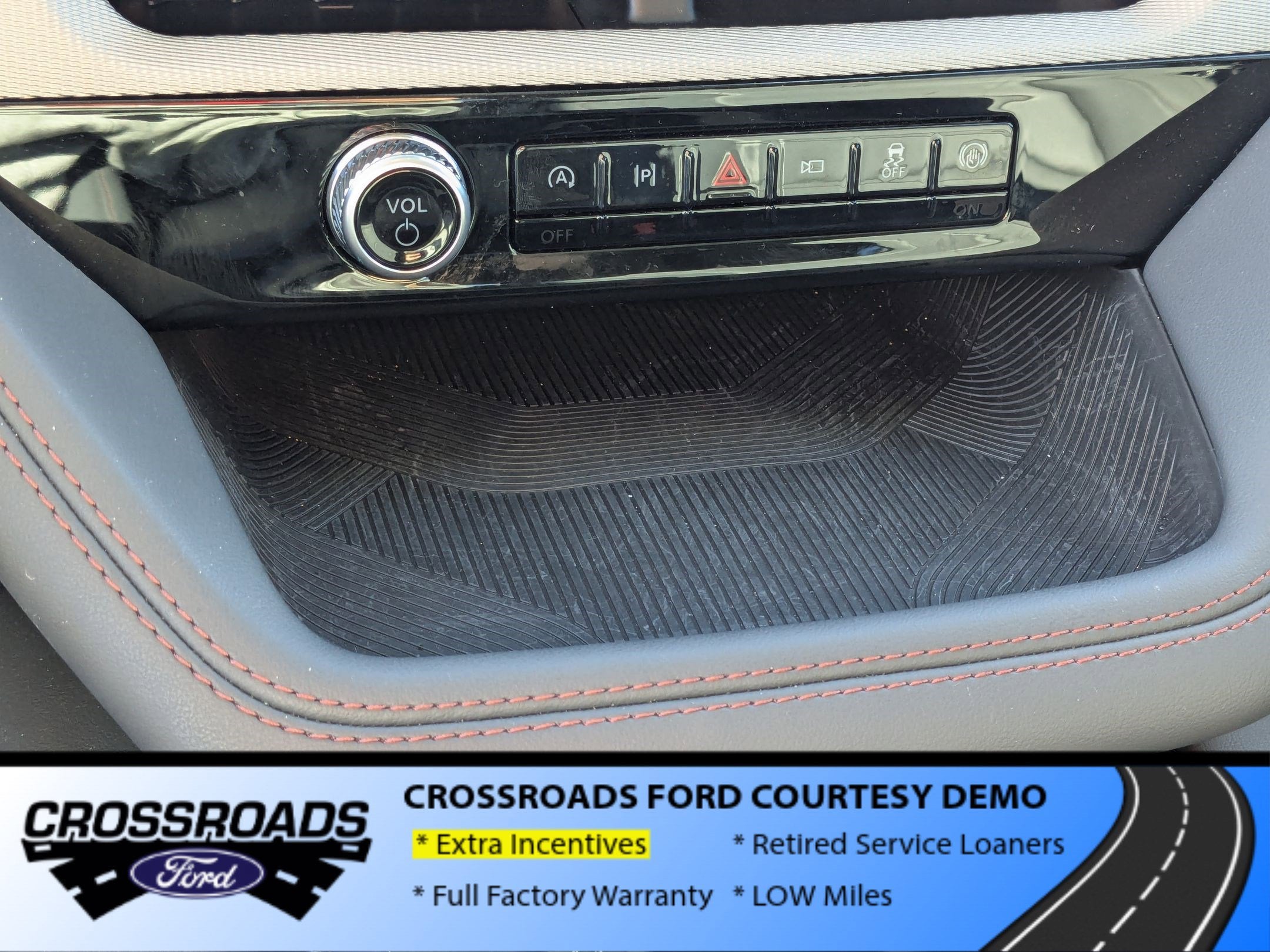 2025 Ford Explorer Active - Crossroads Courtesy Demo