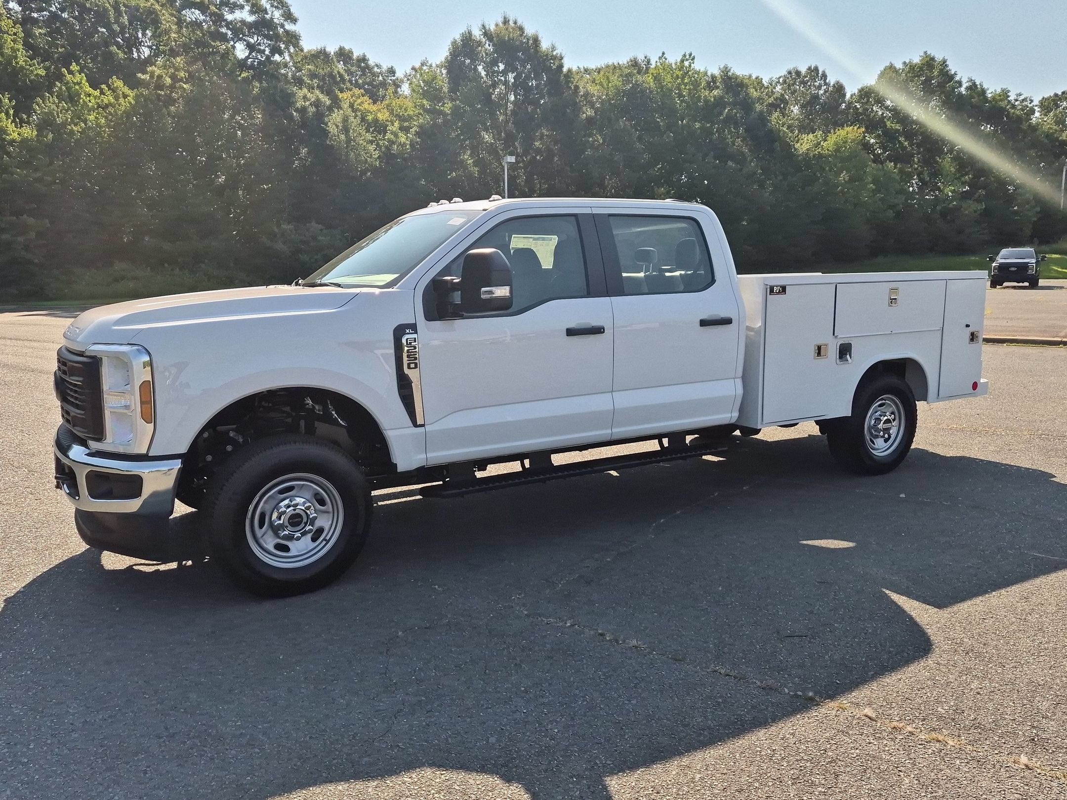 2026 Ford Super Duty F-250 SRW XL 8ft Reading SL Service Body