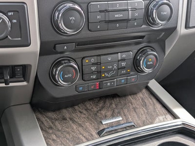 2017 Ford Super Duty F-250 SRW Lariat