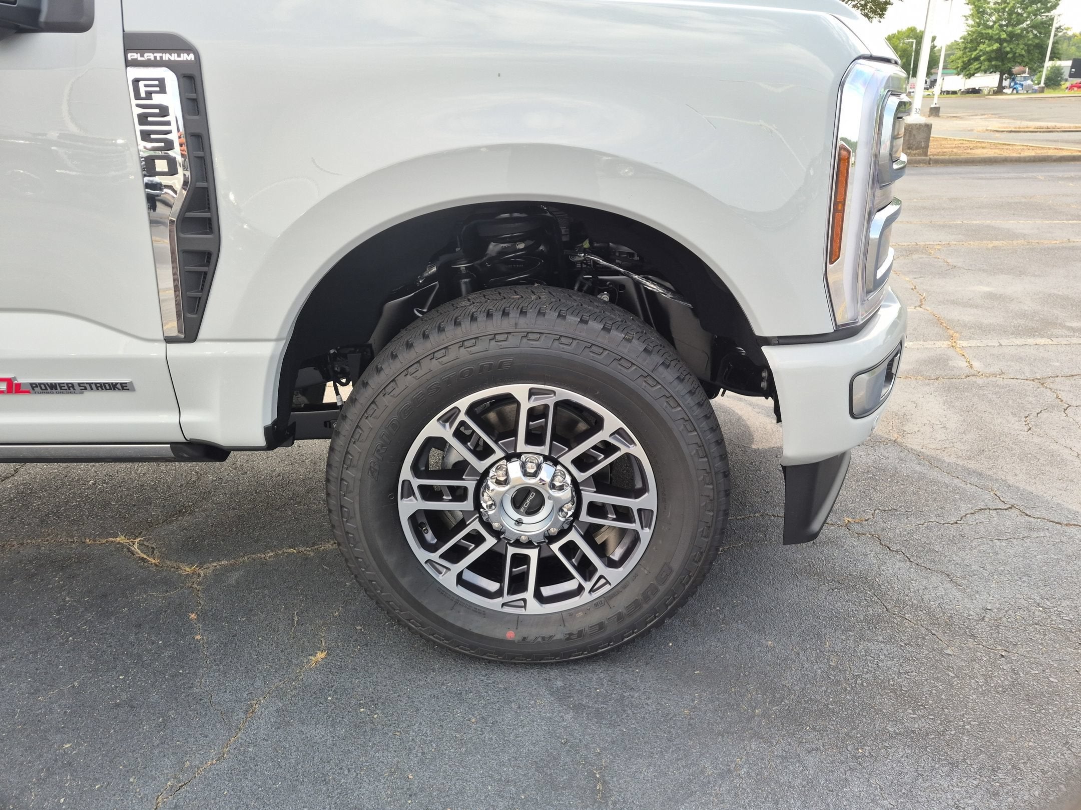 2026 Ford Super Duty F-250 SRW Platinum