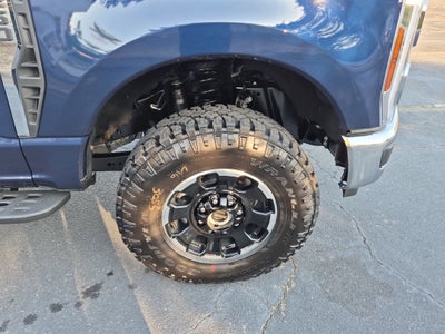 2027 Ford Super Duty F-250 SRW LARIAT