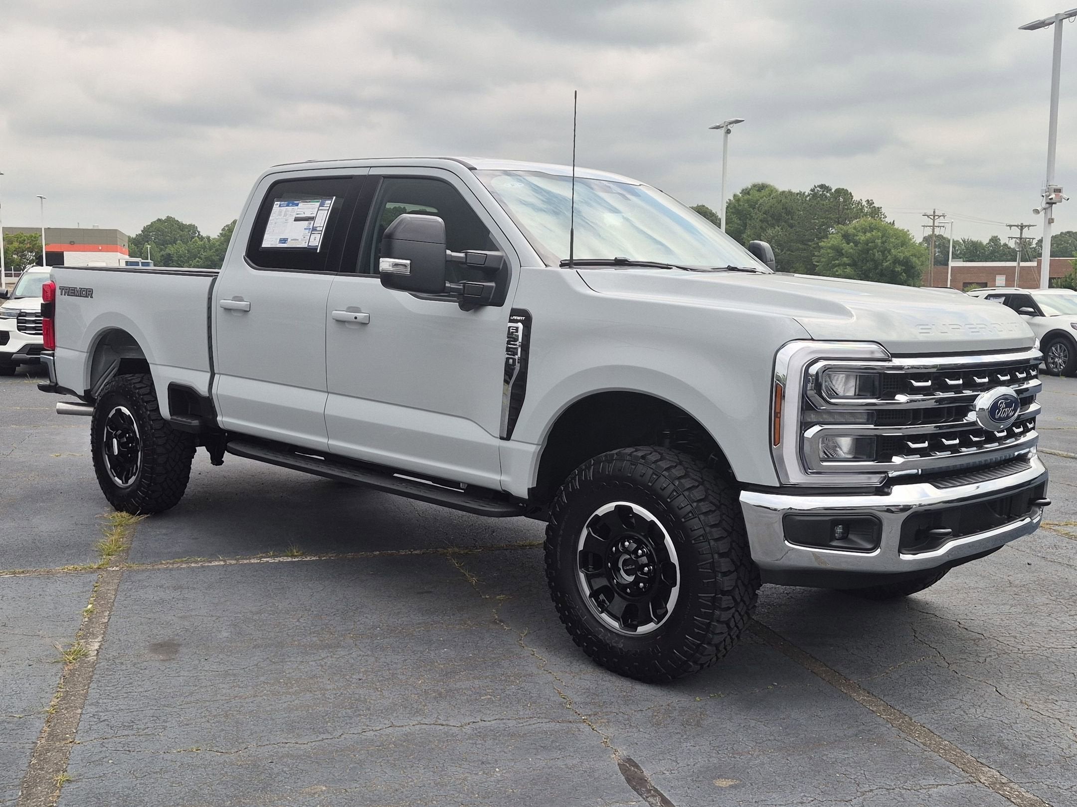 2026 Ford Super Duty F-250 SRW LARIAT