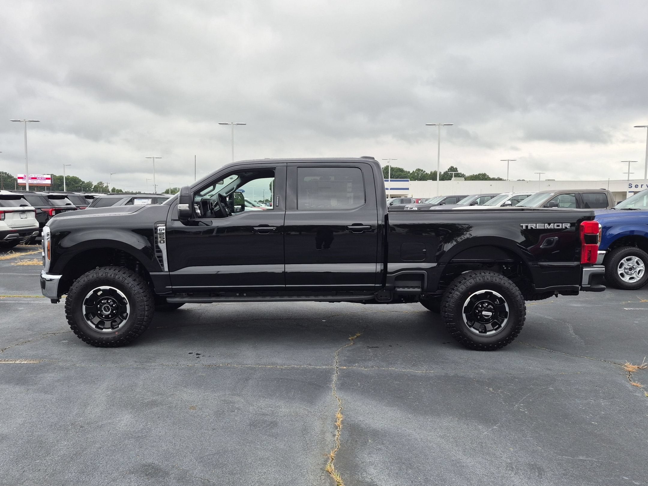 2026 Ford Super Duty F-250 SRW LARIAT