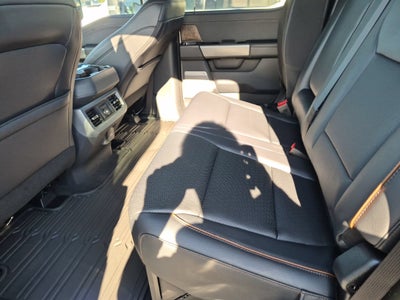 2027 Ford Super Duty F-250 SRW LARIAT