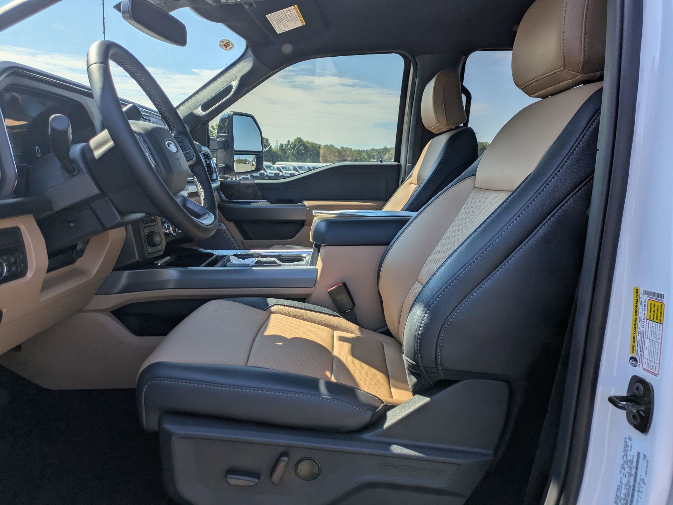 2025 Ford Super Duty F-250 SRW LARIAT