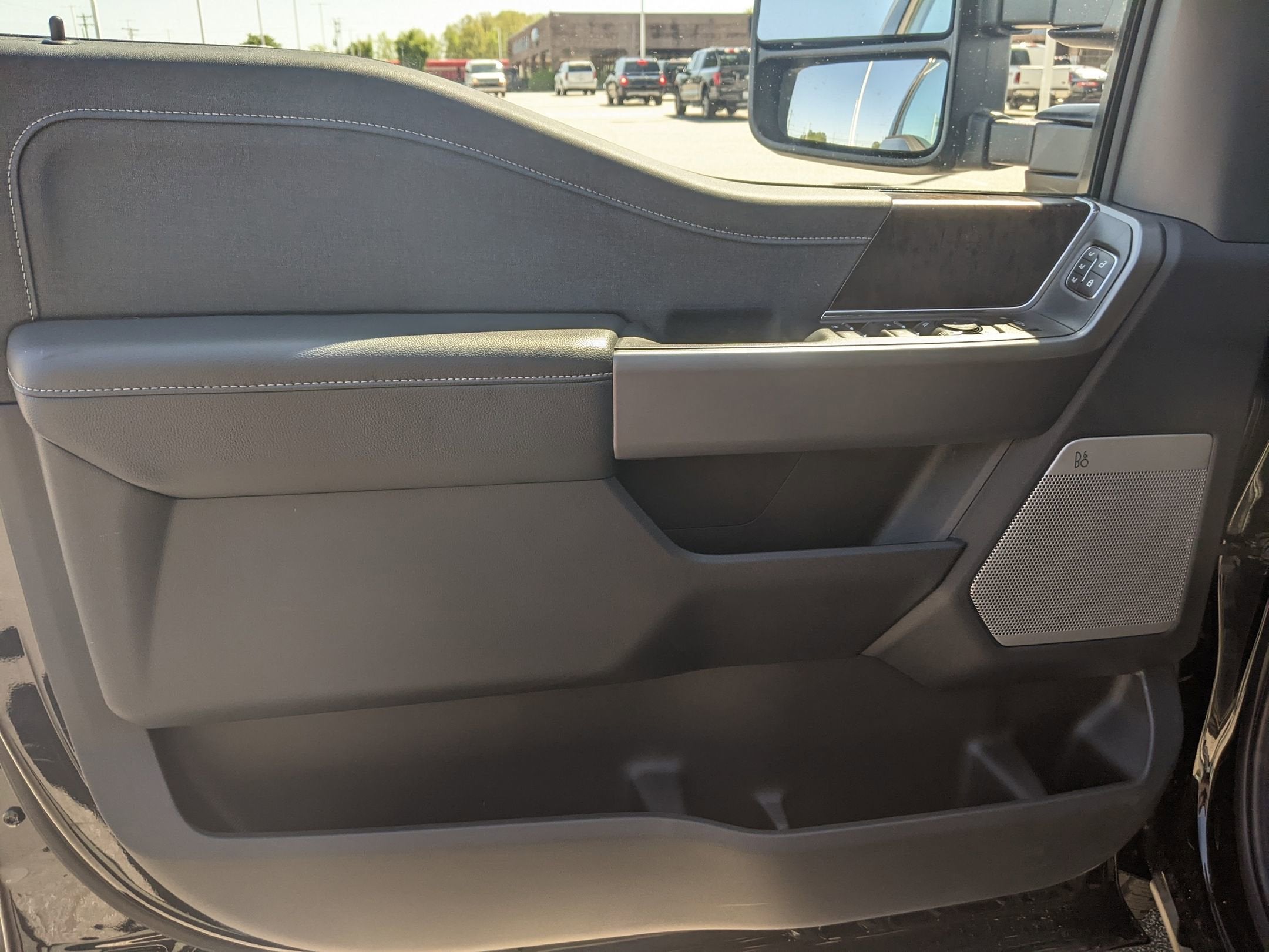 2025 Ford Super Duty F-250 SRW LARIAT