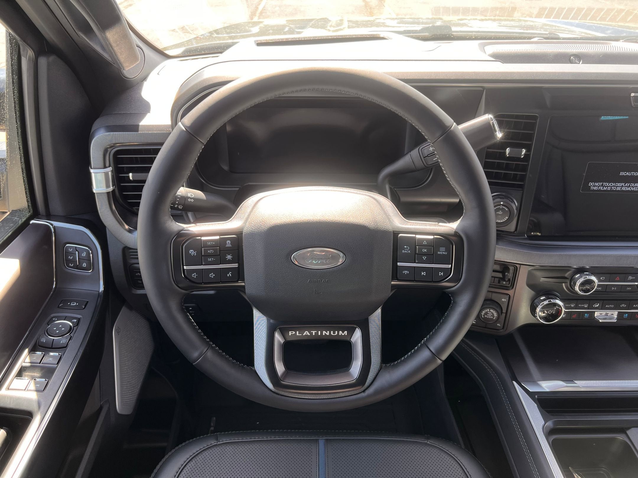 2026 Ford Super Duty F-350 SRW Platinum