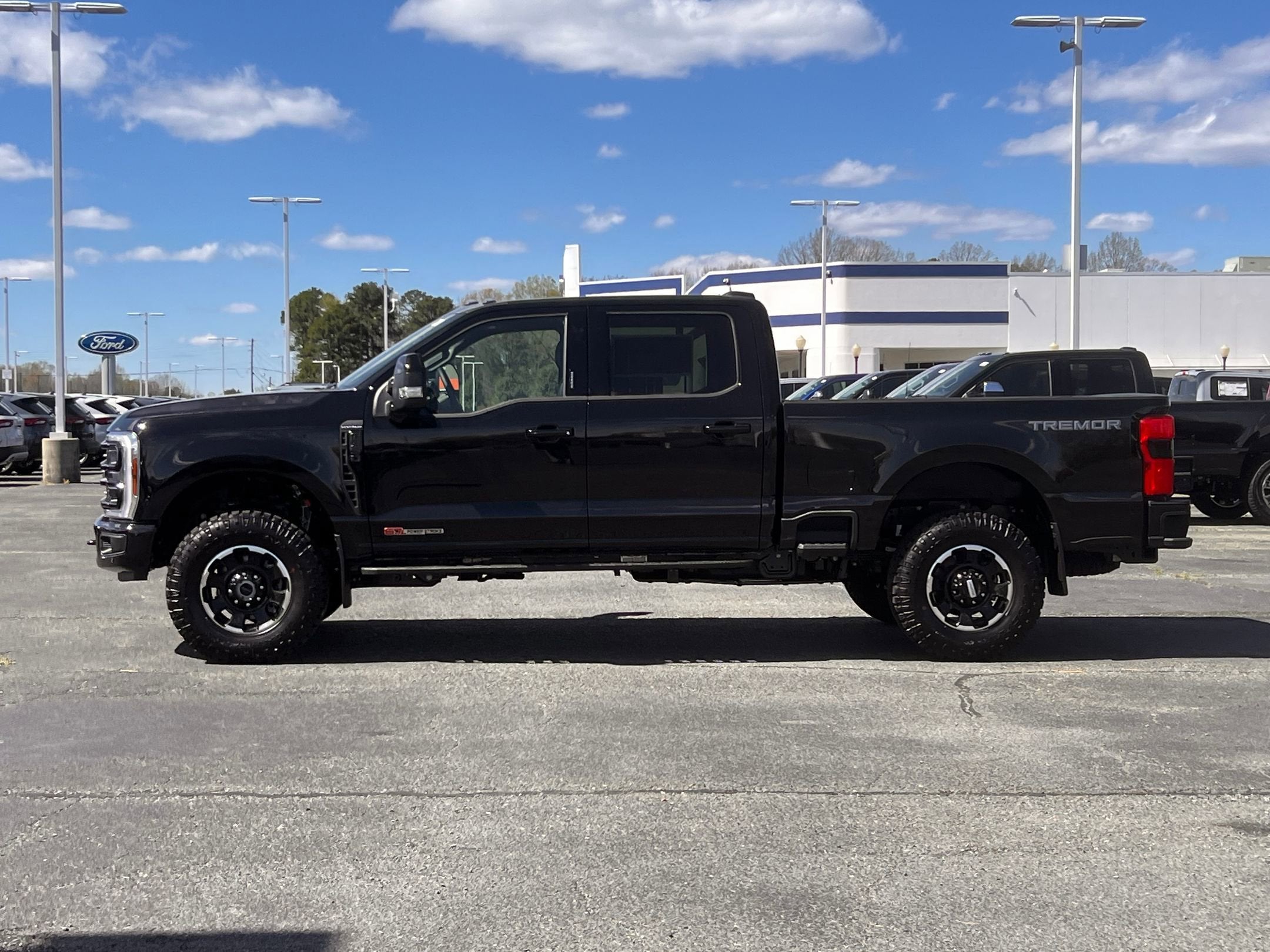 2026 Ford Super Duty F-350 SRW Platinum