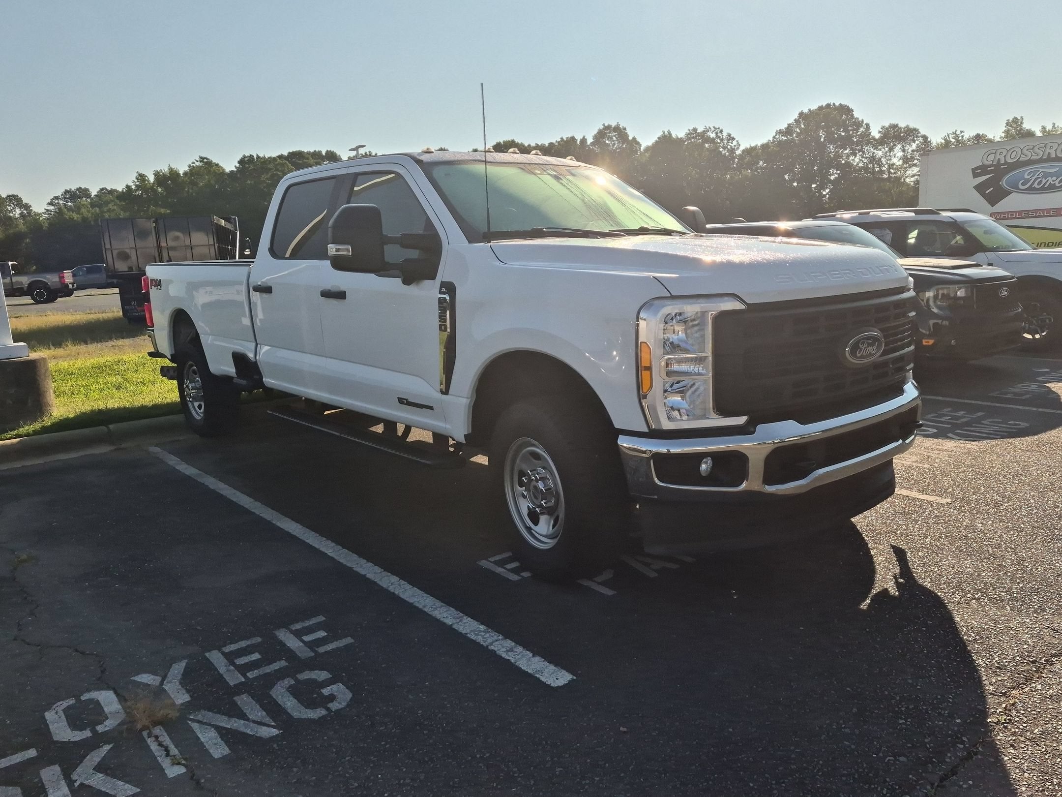 2023 Ford Super Duty F-350 SRW XL