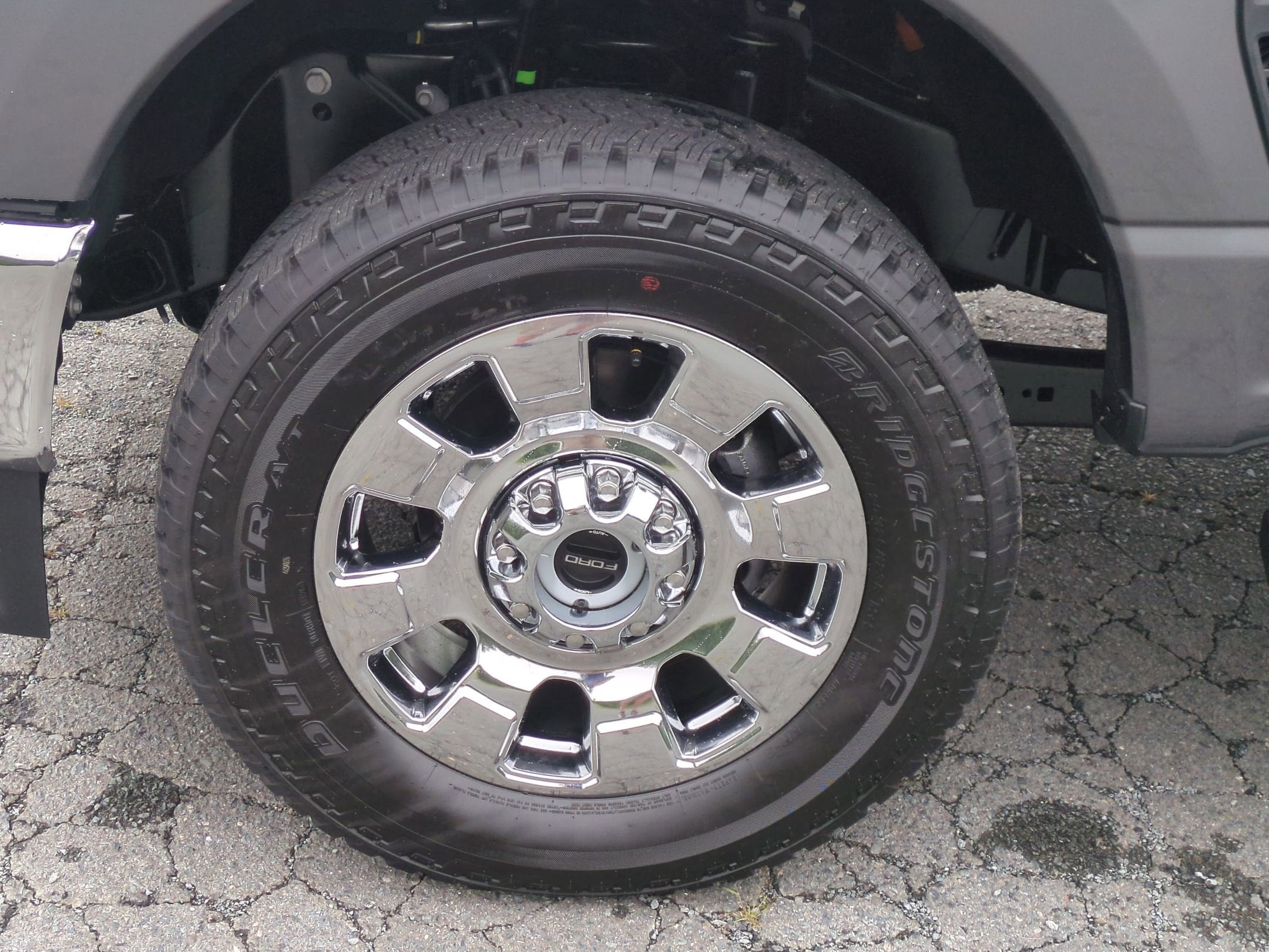 2026 Ford Super Duty F-350 SRW LARIAT