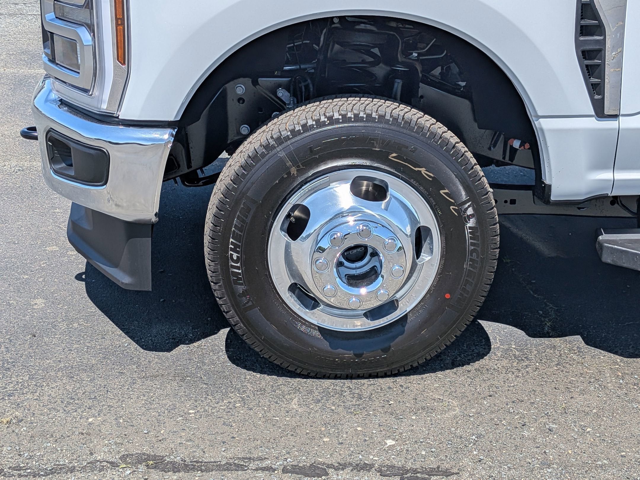 2026 Ford Super Duty F-350 DRW XLT