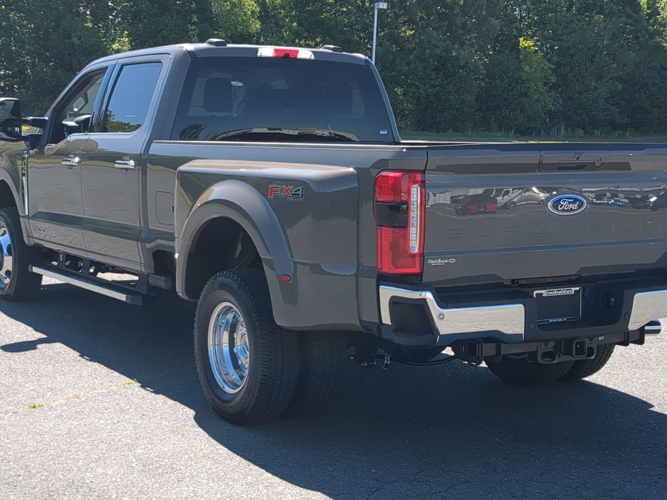 2026 Ford Super Duty F-350 DRW LARIAT