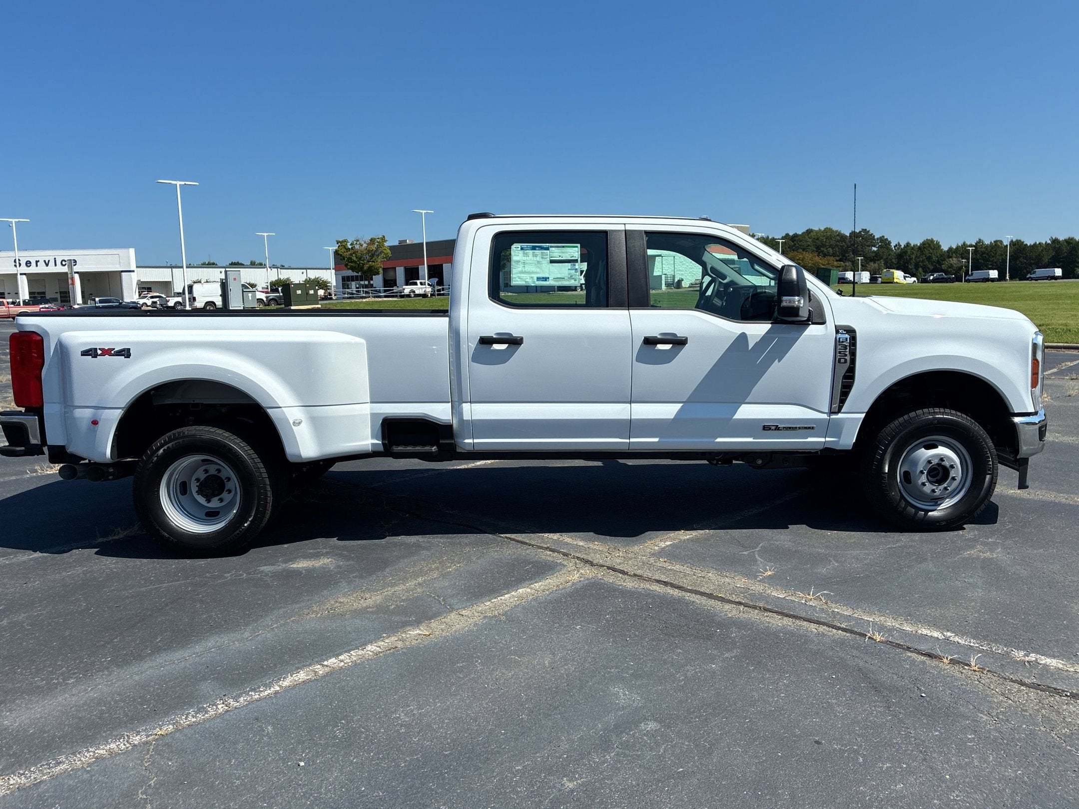 2026 Ford Super Duty F-350 DRW XL