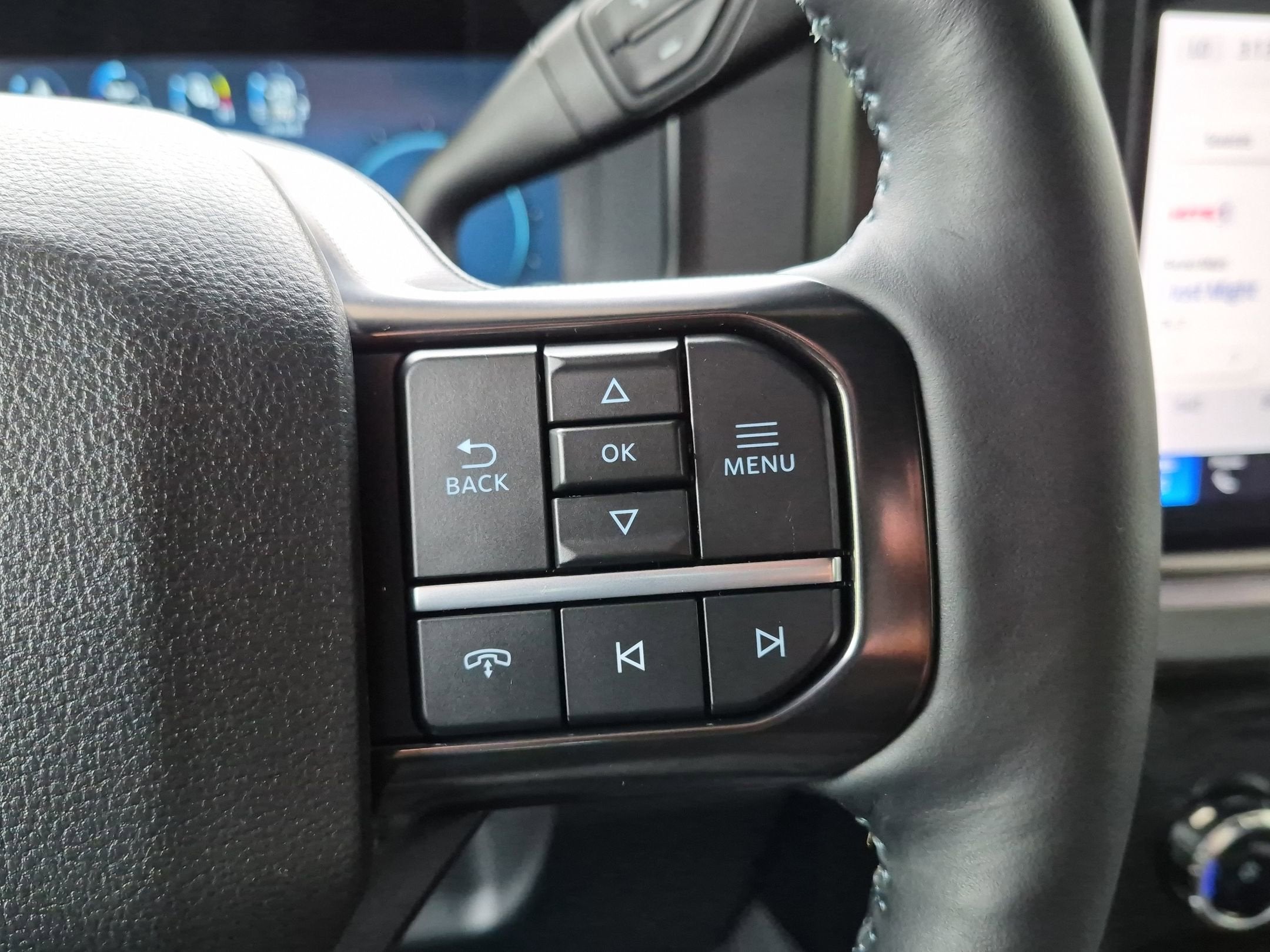 2026 Ford Super Duty F-350 DRW Platinum